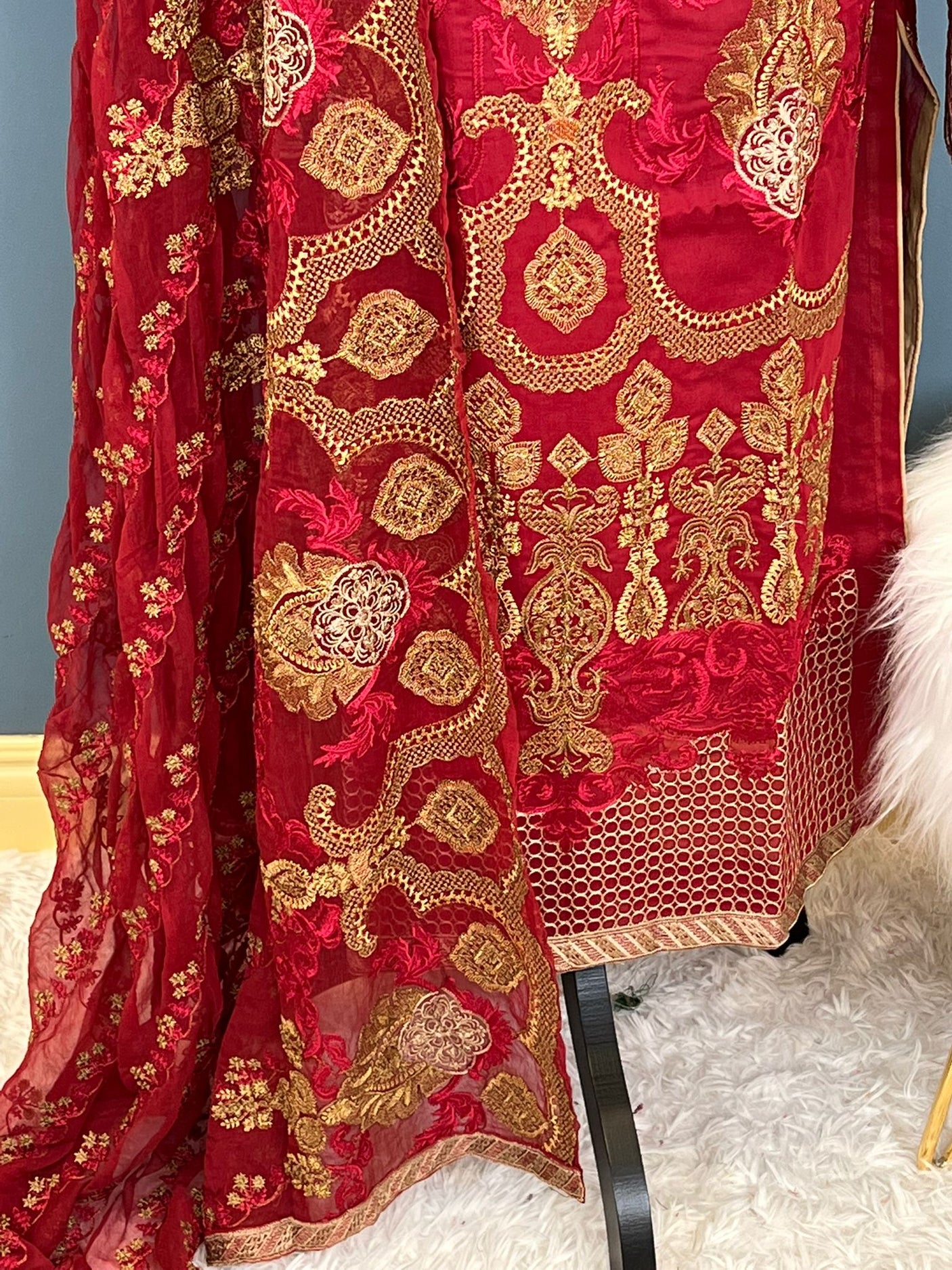 Pakistani Stitched Luxury Embroidered lawn Salwar kameez ready to ship