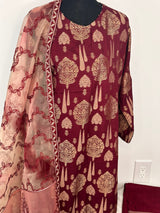 Pakistani Embroidered Luxury Lawn Ready To Ship