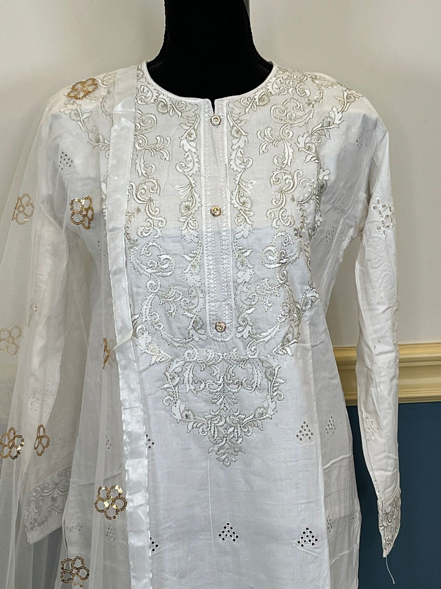 Pakistani Stitched Luxury Embroidered lawn Salwar kameez ready to ship