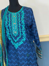 Pakistani Stitched Embroidered lawn Salwar kameez ready to ship