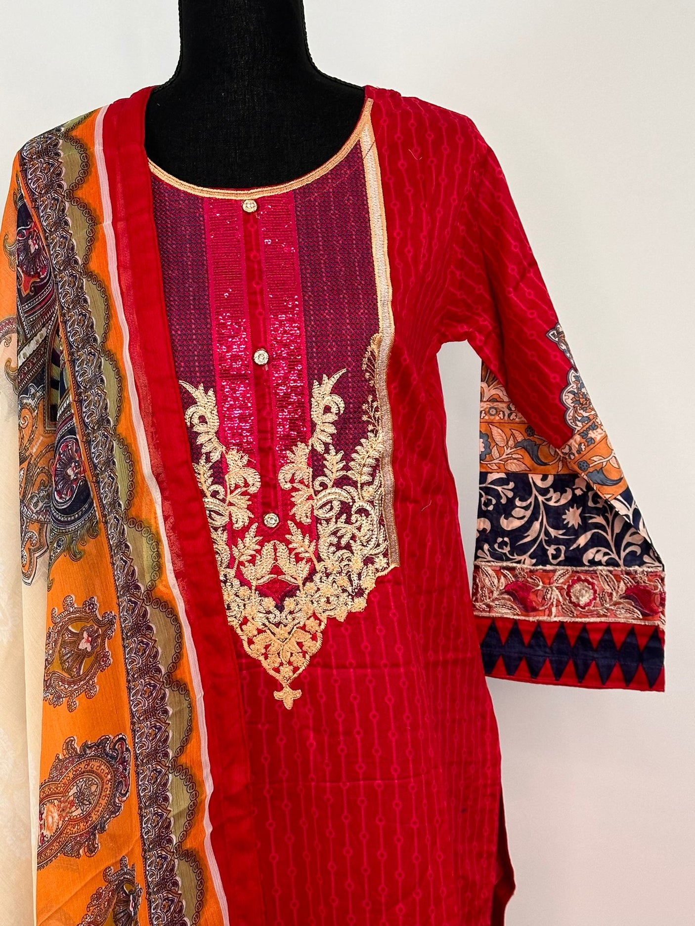Pakistani Embroidered Lawn ready to ship