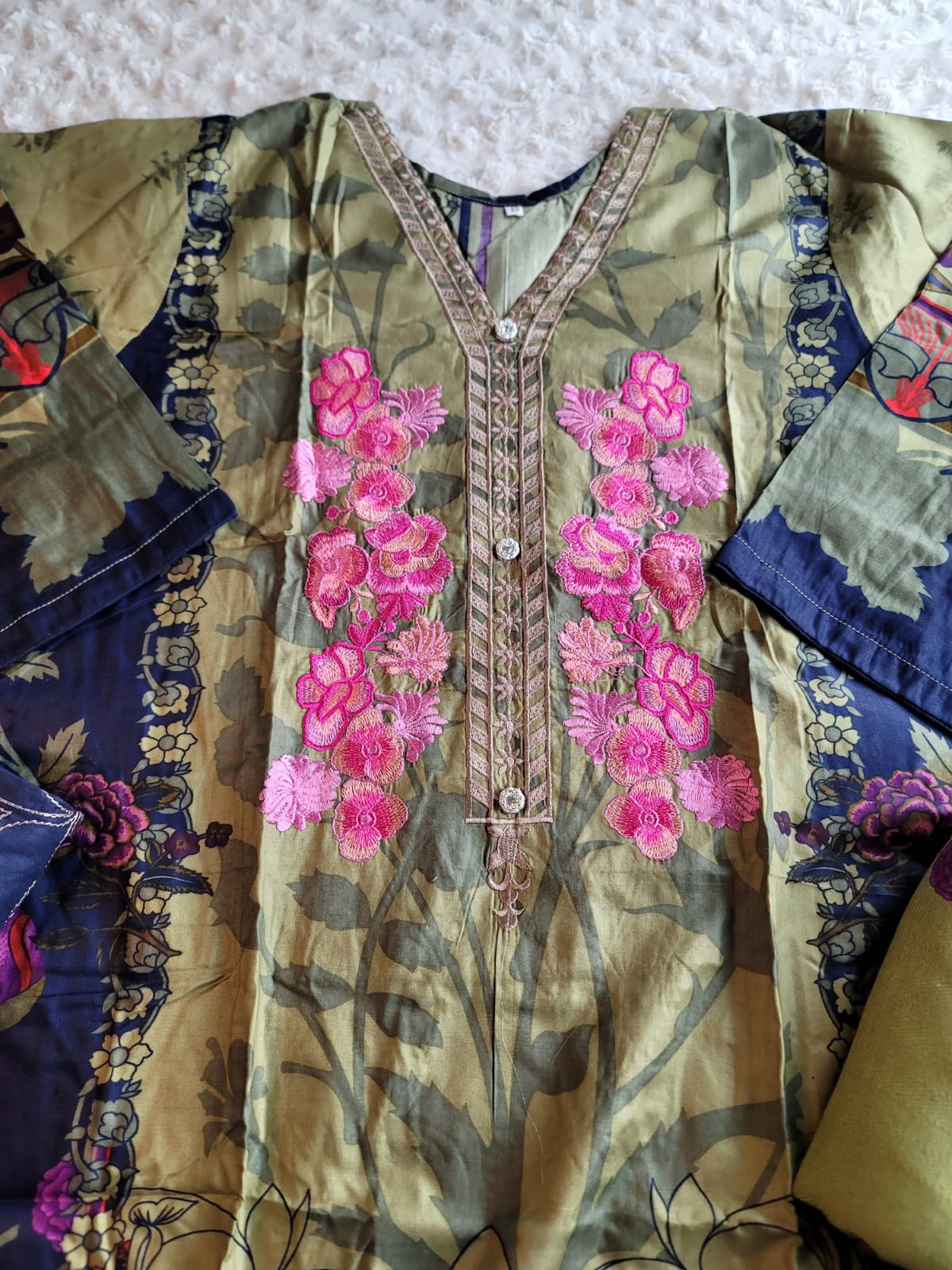 Pakistani Embroidered Salwar kameez Ready To Ship