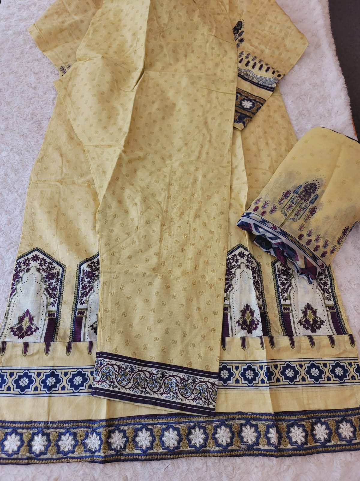 Pakistani stitched  lawn Embroidered Salwar kameez ready to ship