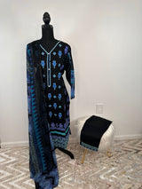 Pakistani Embroidered Lawn ready to ship